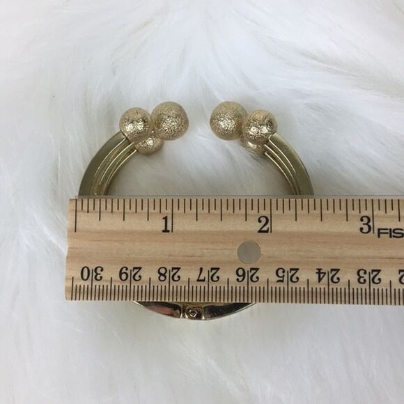 Gold Tone Clamper Bracelet Hinged Cuff Bold Statement Mob Wife Luxury Estate - Picture 7 of 8